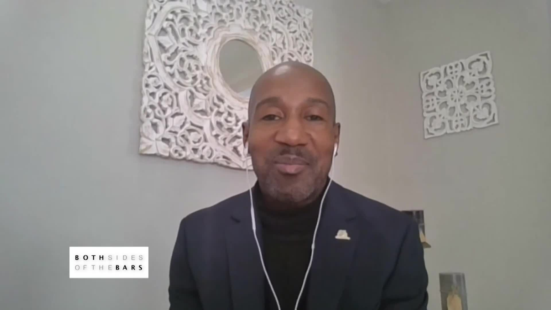 Both Sides of the Bars - A New & Innovative Approach to Justice The Credible Messenger Movement